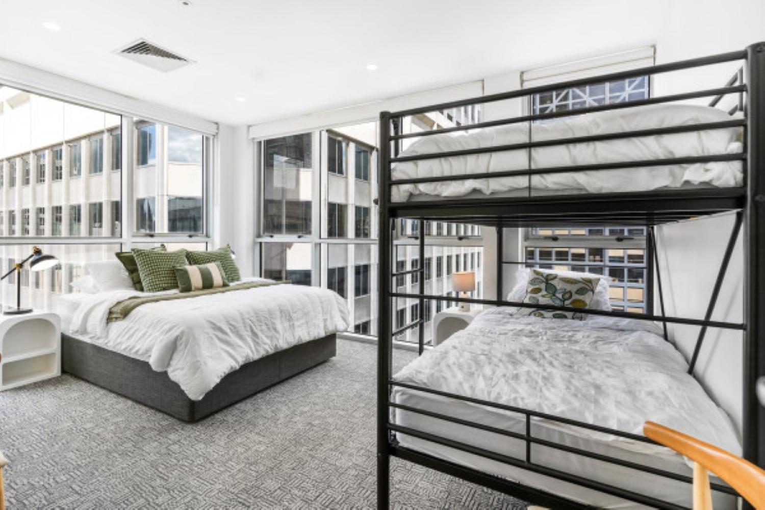 Spectacular William St Apartment - Sleeps 12 Melbourne Exterior photo